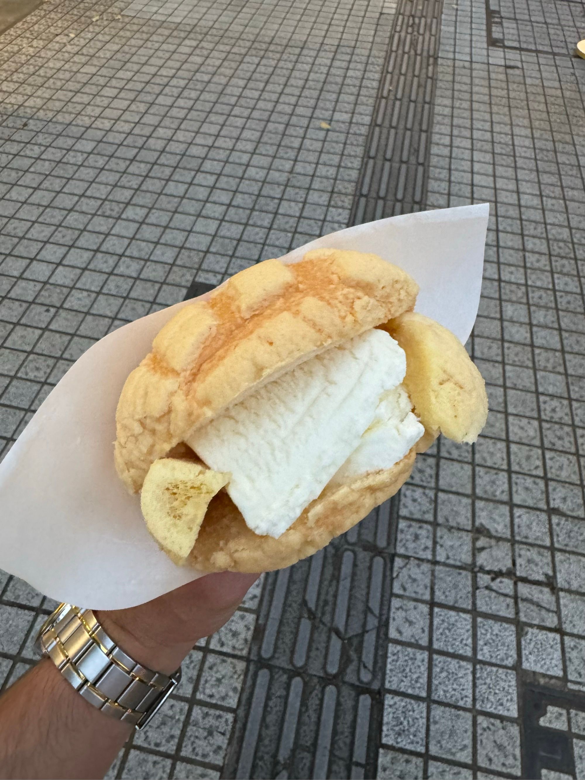 Melon Pan Ice