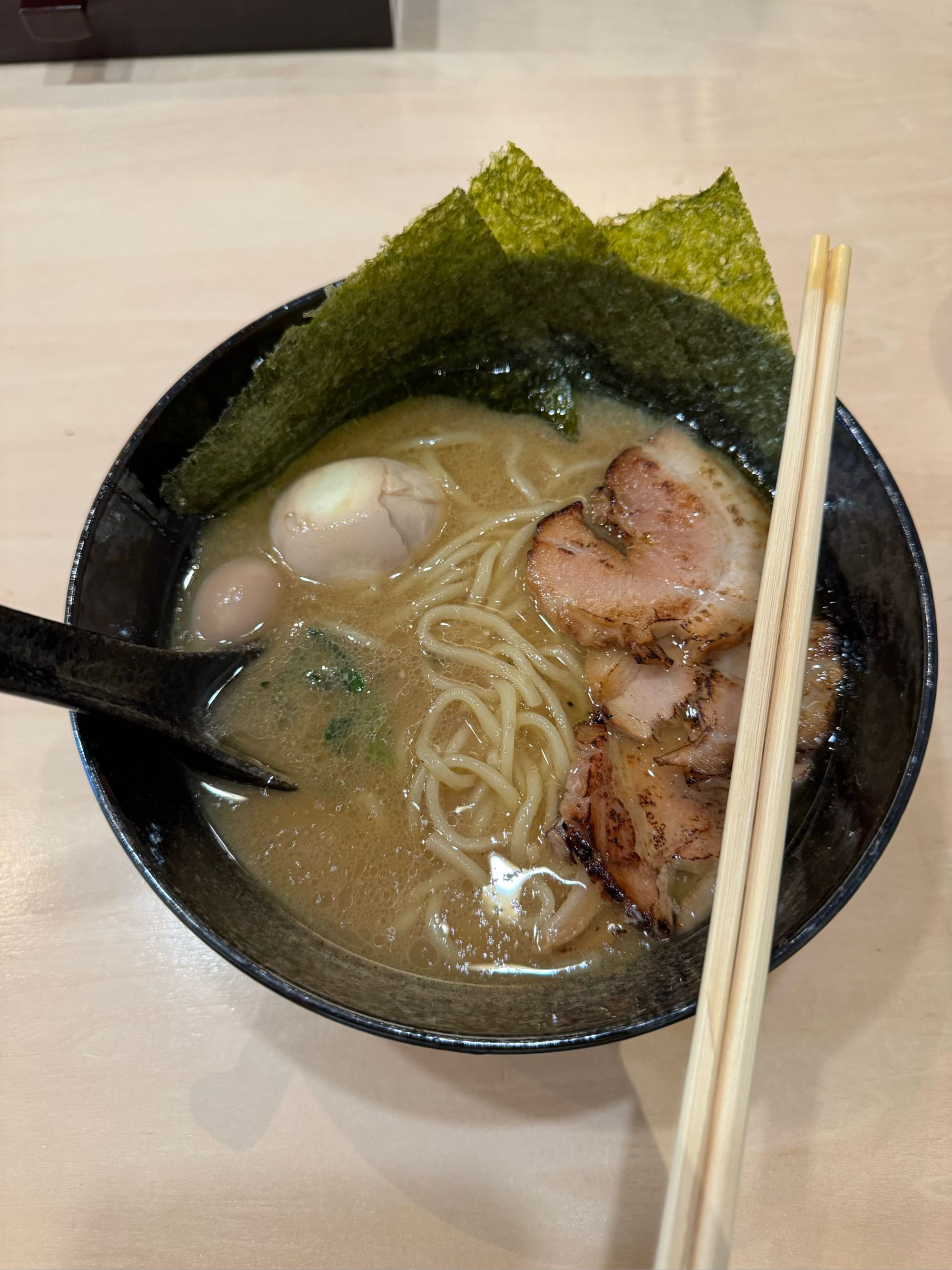 LE ramen